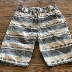 Youth boys guess shorts